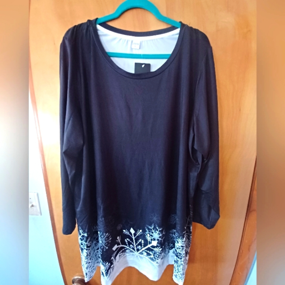 Nanu Back and White Women's Tunic